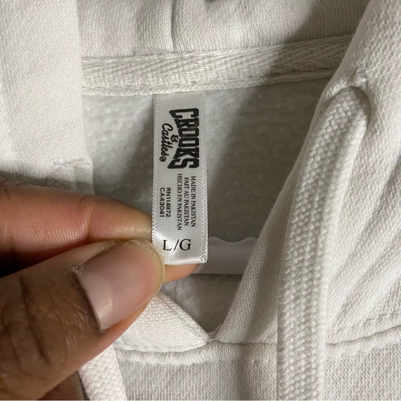 Crooks & Castles Men's White Graphic Sweatshirt Hoodie - Picture 4 of 11